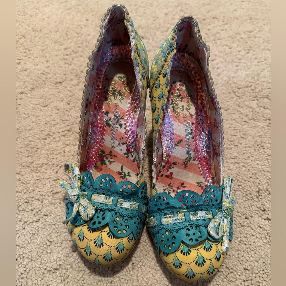 Irregular Choice Yellow and Teal Heels with Bow - Picture 2 of 11